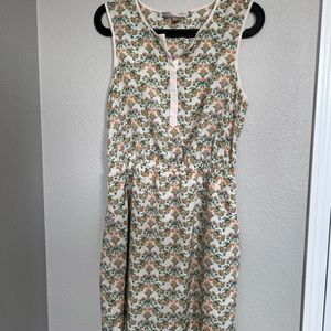 FOREVER 21 FLOWER DRESS WITH POCKETS SIZE MEDIUM